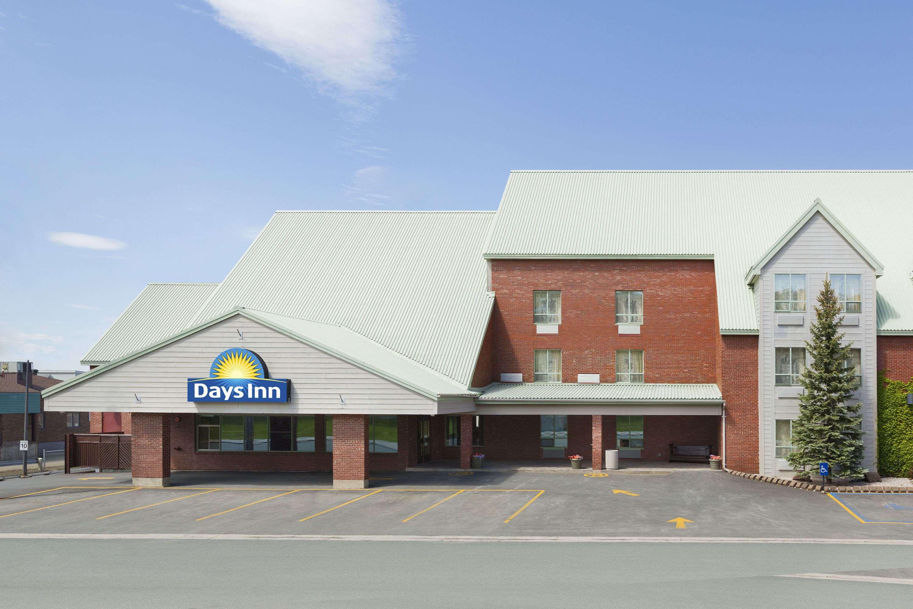 Days Inn By Wyndham Dalhousie Εξωτερικό φωτογραφία