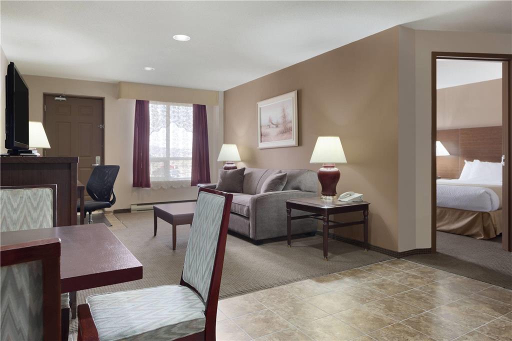 Days Inn By Wyndham Dalhousie Δωμάτιο φωτογραφία
