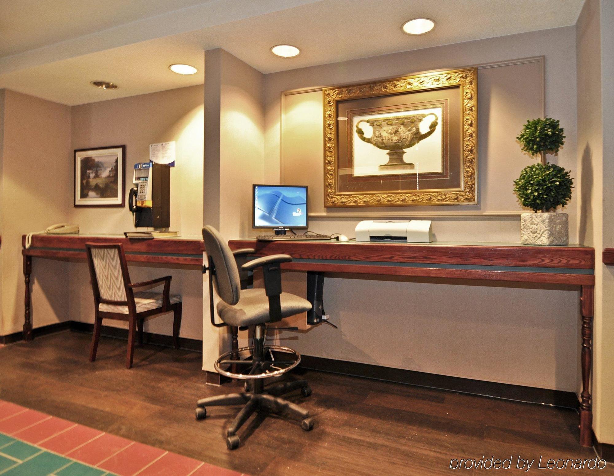 Days Inn By Wyndham Dalhousie Ανέσεις φωτογραφία
