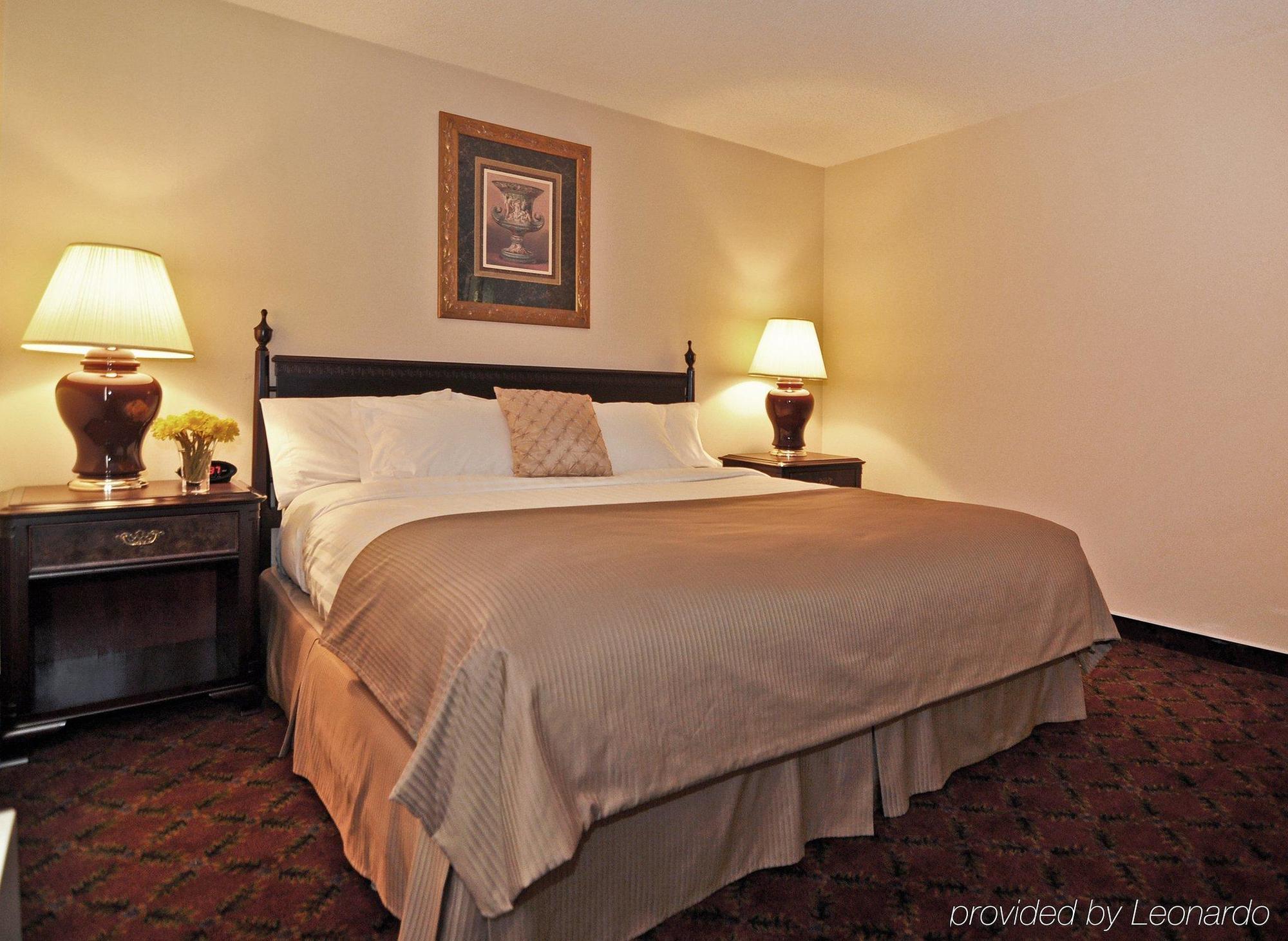 Days Inn By Wyndham Dalhousie Δωμάτιο φωτογραφία